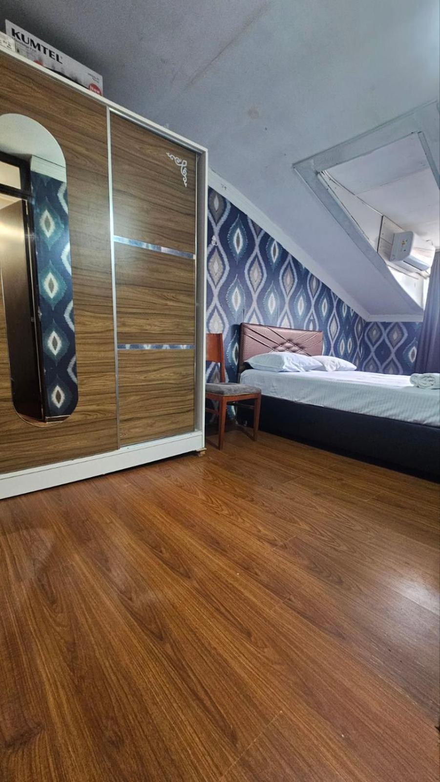 Apartment Zurabi Batumi Phòng bức ảnh